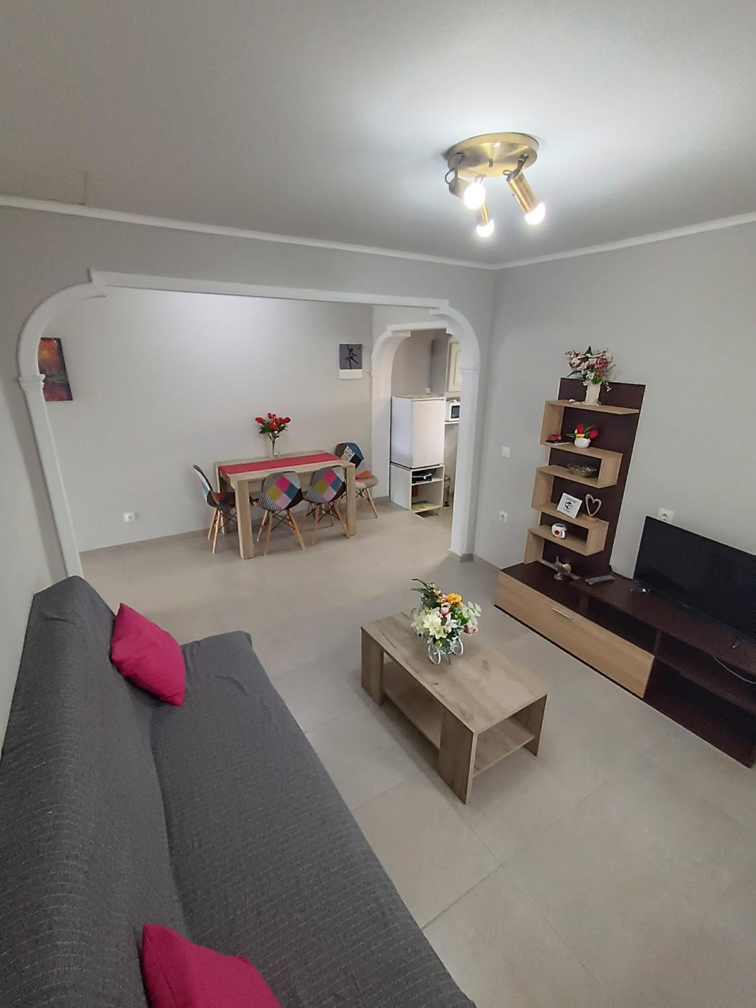 Ferienwohnung Spiros Full House In Marathias Exterior foto